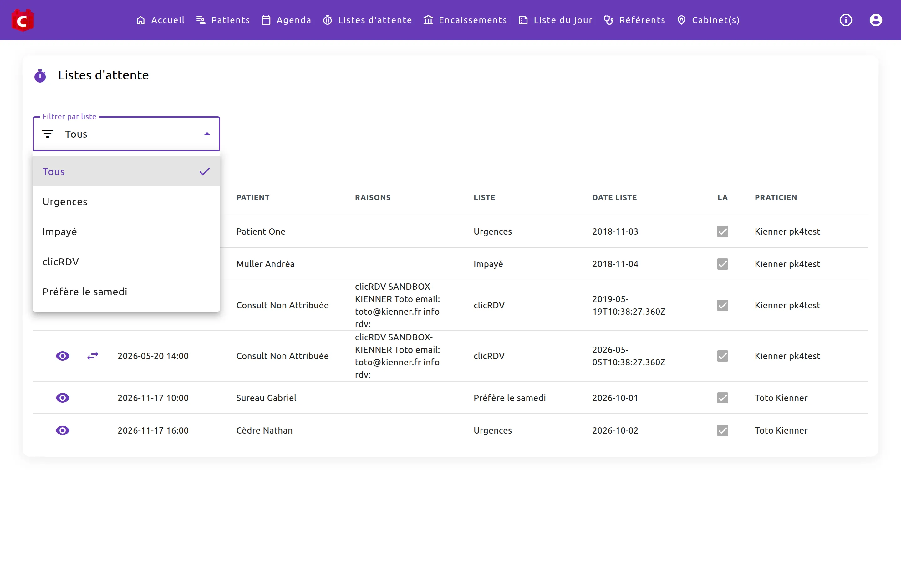 Filtre des listes d'attente ouvert dans CalConsult, avec plusieurs listes nommées.