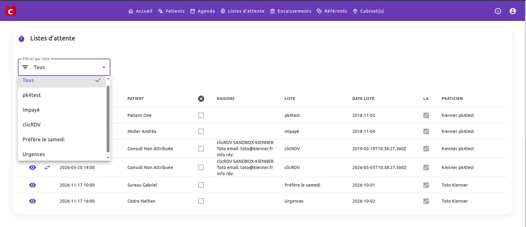 Filtre des listes d'attente ouvert dans CalConsult, avec plusieurs listes nommées.