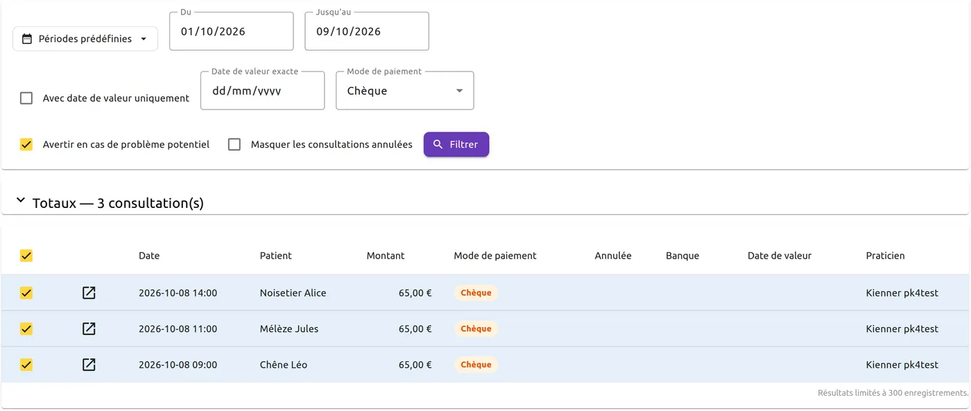 Liste filtrée sur « Mode de paiement » Chèque : « Totaux — 3 consultation(s) », trois chèques de 65,00 € cochés, sans banque ni date de valeur.